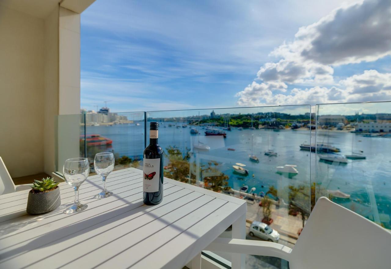 Superlative Apartment With Valletta And Harbour Views Sliema Exterior photo