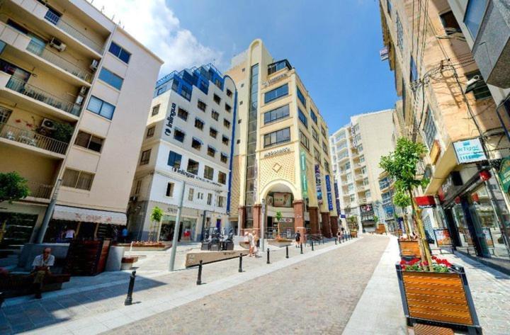 Superlative Apartment With Valletta And Harbour Views Sliema Exterior photo