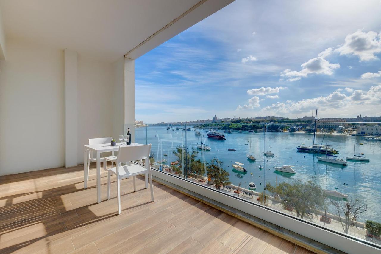 Superlative Apartment With Valletta And Harbour Views Sliema Exterior photo
