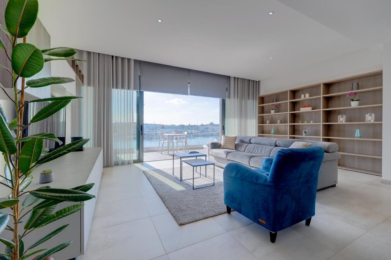 Superlative Apartment With Valletta And Harbour Views Sliema Exterior photo
